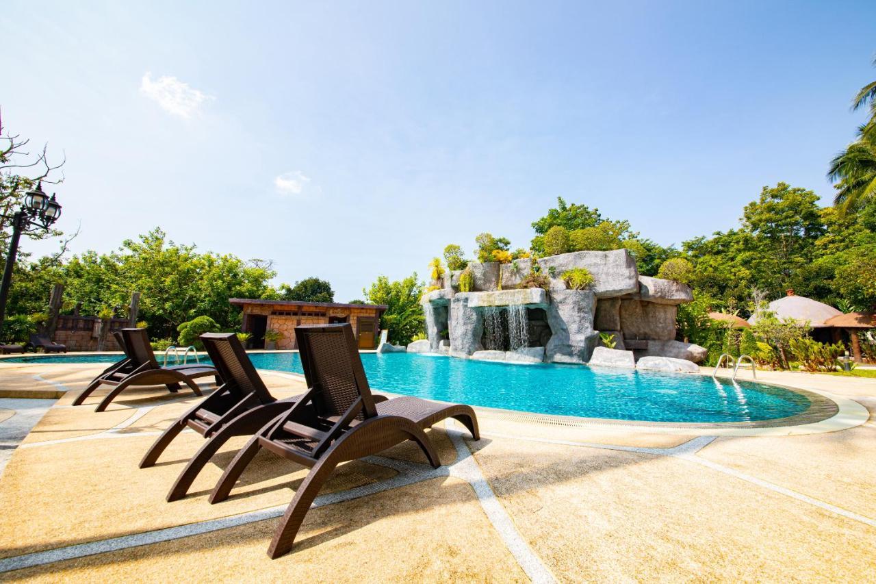 Hotel Rnana Grand Phang Nga Exteriér fotografie