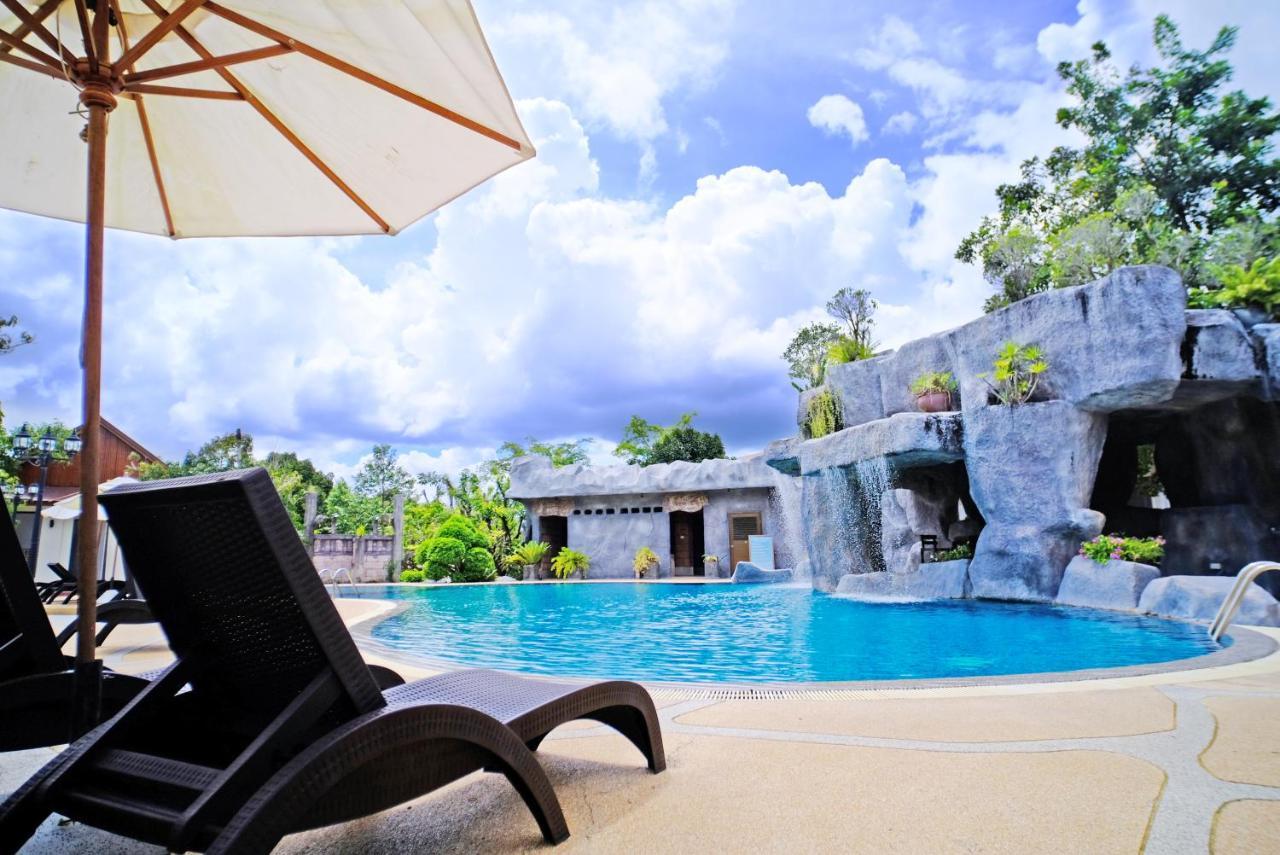 Hotel Rnana Grand Phang Nga Exteriér fotografie
